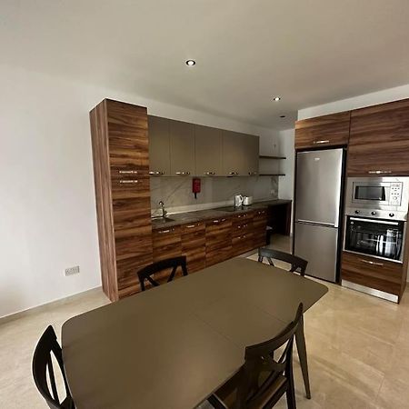 Bright 1 Bedroom Apartment In Noah Apartments, Gzira מראה חיצוני תמונה