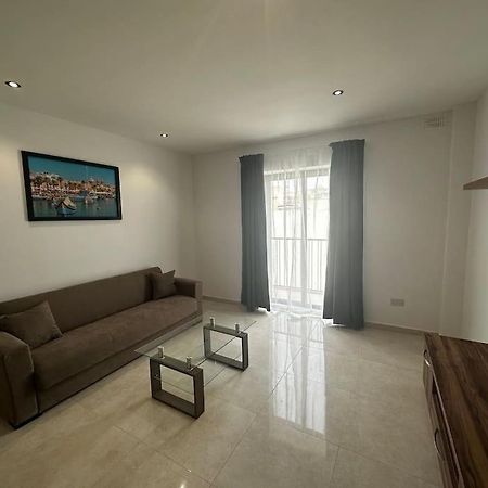 Bright 1 Bedroom Apartment In Noah Apartments, Gzira מראה חיצוני תמונה
